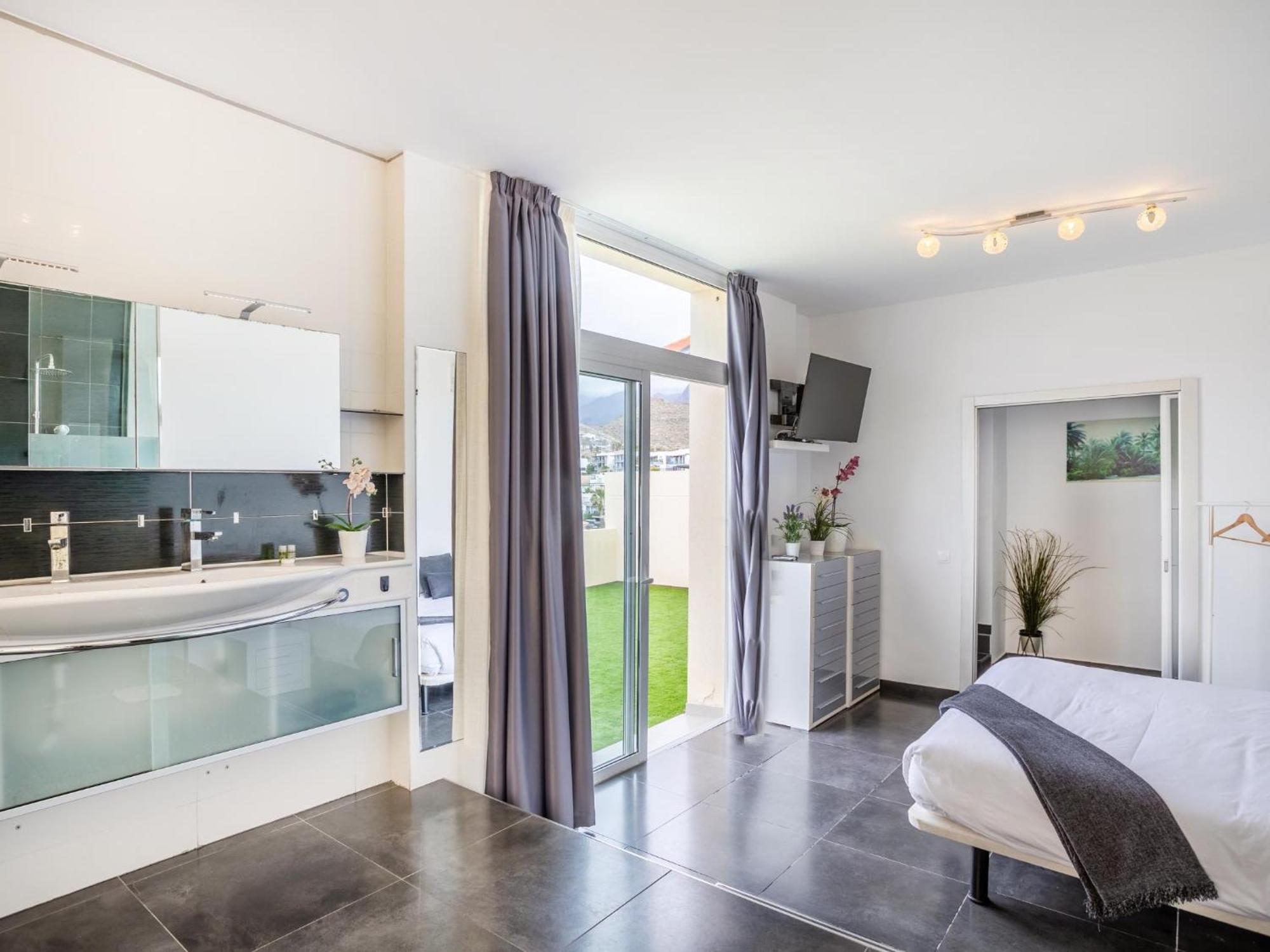 Villa Olbia Charming Dreamview With Jacuzzi Costa Adeje  Luaran gambar
